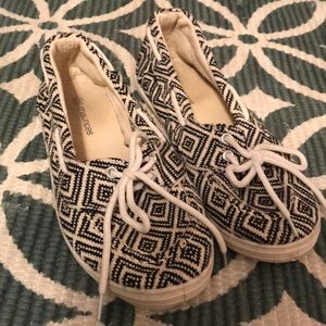 Tribal Boat Shoes